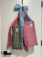 Load image into Gallery viewer, Bow Totes (Large Capacity)
