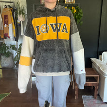 Load image into Gallery viewer, U of O Beat State | Rework