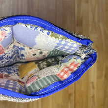 Load image into Gallery viewer, Red, Blue, Green Quilt | BAG SETS