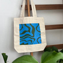Load image into Gallery viewer, Wave Effect Tote