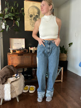Load image into Gallery viewer, Levis | 505 Straight Leg | W36 L36

