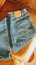 Load image into Gallery viewer, Levis | 505 Straight Leg | W36 L36
