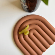 Load image into Gallery viewer, Arch Silicone Trivet Mat
